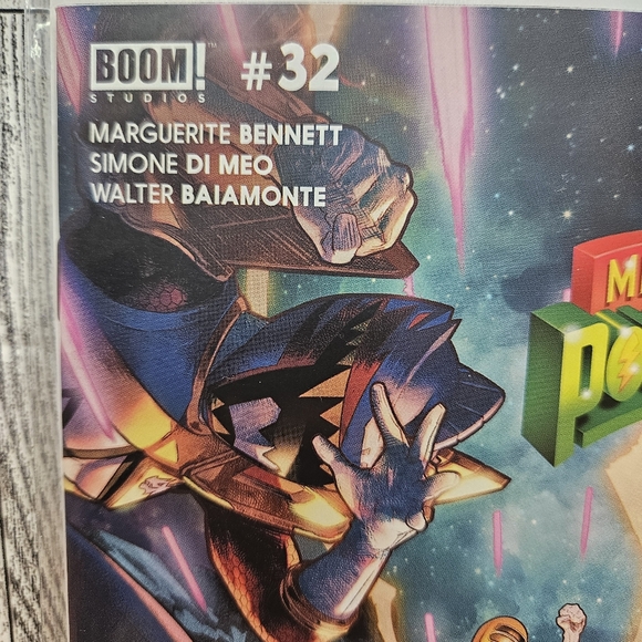 Mighty Morphin Power Rangers #32 Beyond The Grid Comic Book - Picture 6 of 7